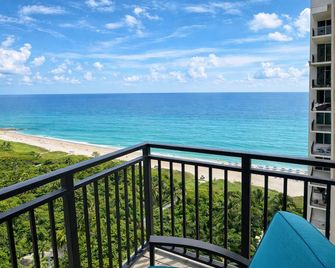 1bd Ocean View 19th Floor At Palm Beach Marriott Singer Island - Riviera Beach - Balcón