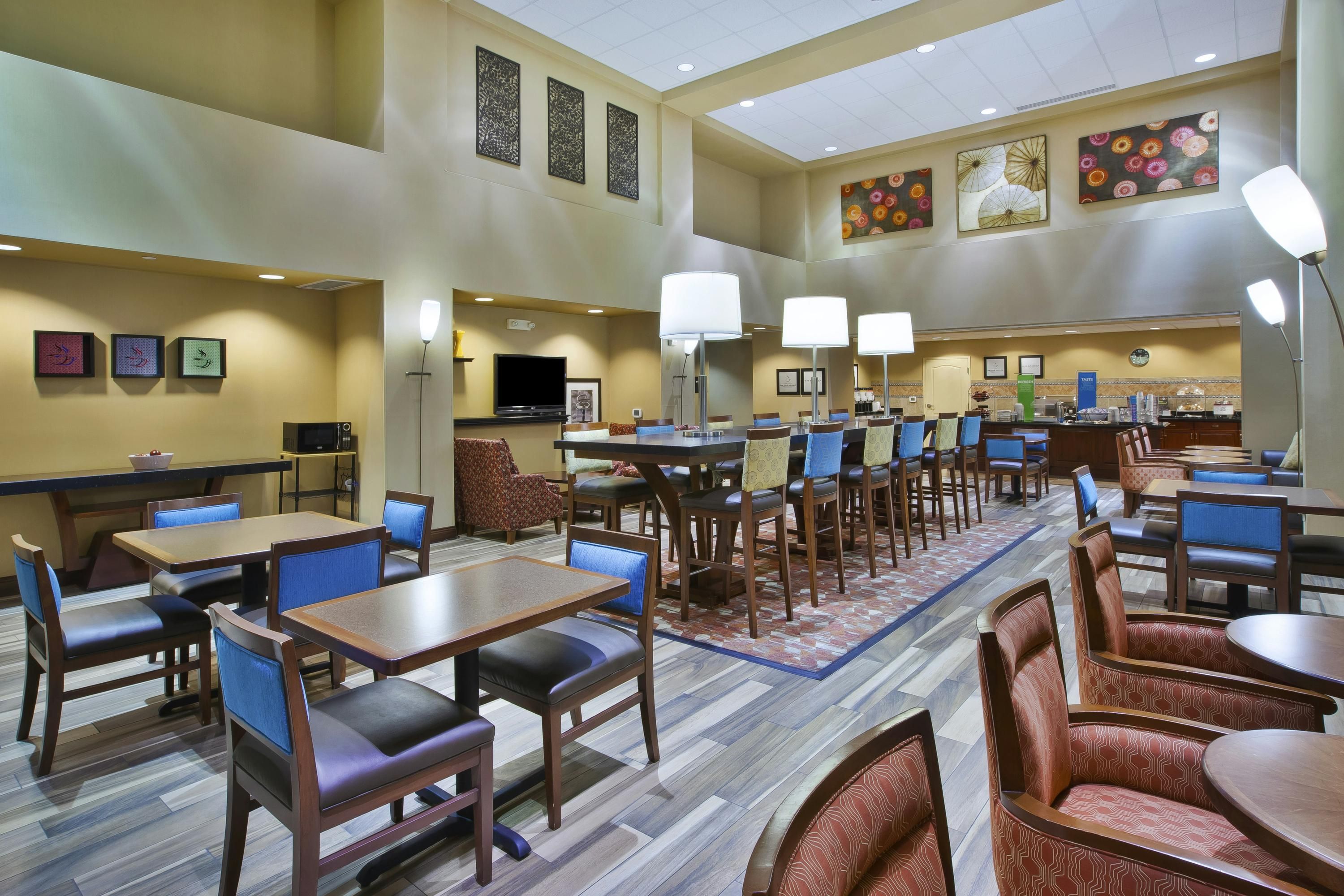 Hampton Inn & Suites Wichita-Northeast - Wichita - Restaurant