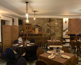 Hostal Mainz - Piedralaves - Restaurant