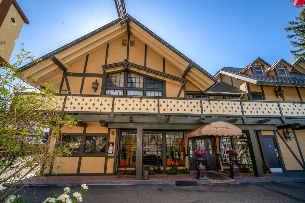 Kronborg Inn - Solvang - Building