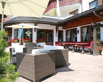 Hotel Condor - Selva di Val Gardena - Patio