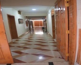 Muzaffarabad View Motel - Muzaffarabad - Hallway