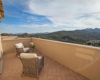 Hotel Borgo Smeraldo - Arzachena - Balcony