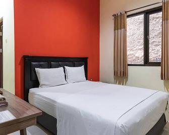 TwoSpaces Living at Toedjoeh Enam Homestay, Surabaya - Surabaya - Chambre