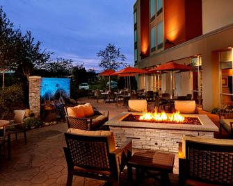 SpringHill Suites by Marriott Pittsburgh Latrobe - Latrobe - Patio