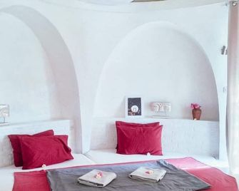 Mentigi Bay Dome Villa Lombok - Teloknara - Bedroom
