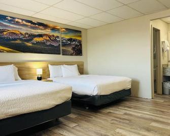 Days Inn by Wyndham Wheatland - Wheatland - Bedroom