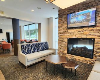 Holiday Inn Express Philadelphia - Penns Landing By IHG - Philadelphia - Lounge