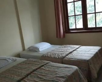 Kondominium Lippo Carita Selatan - Carita - Soverom