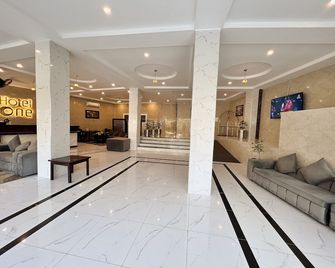 Hotel One Swat - Mingaora - Lobby