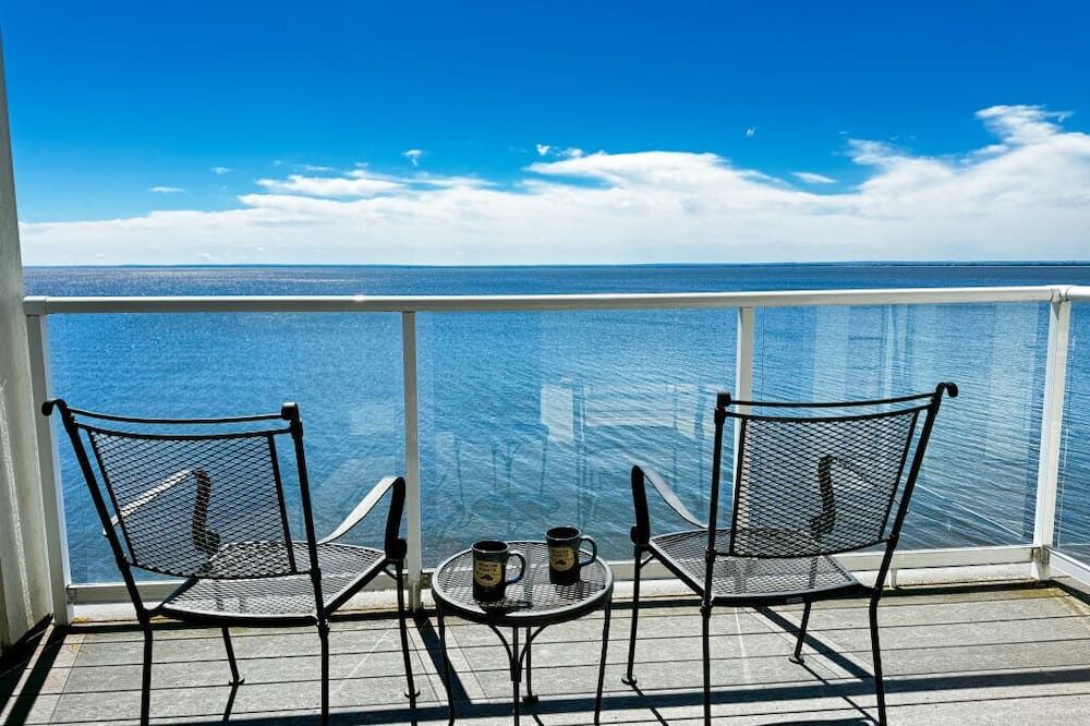 Balcony view of Beacon Pointe on Lake Superior