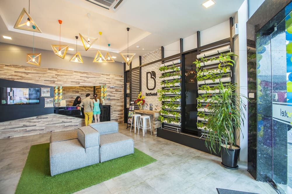 بي زي زي هوتل