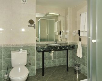 Hotel Golden Dune - Sunny Beach - Bathroom
