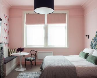 Arlington House Hotel - Self Check-In Suites - Wooler - Bedroom