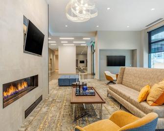 Residence Inn Providence Downtown - Провіденс - Вітальня