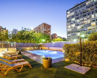 INNSiDE by Melia Valencia Oceanic - Valencia - Pool
