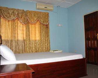 Adinkra Lodge - Accra - Bedroom