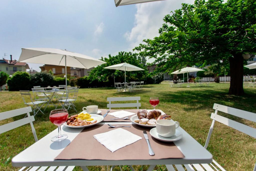 Punta Nord Village & Hotel