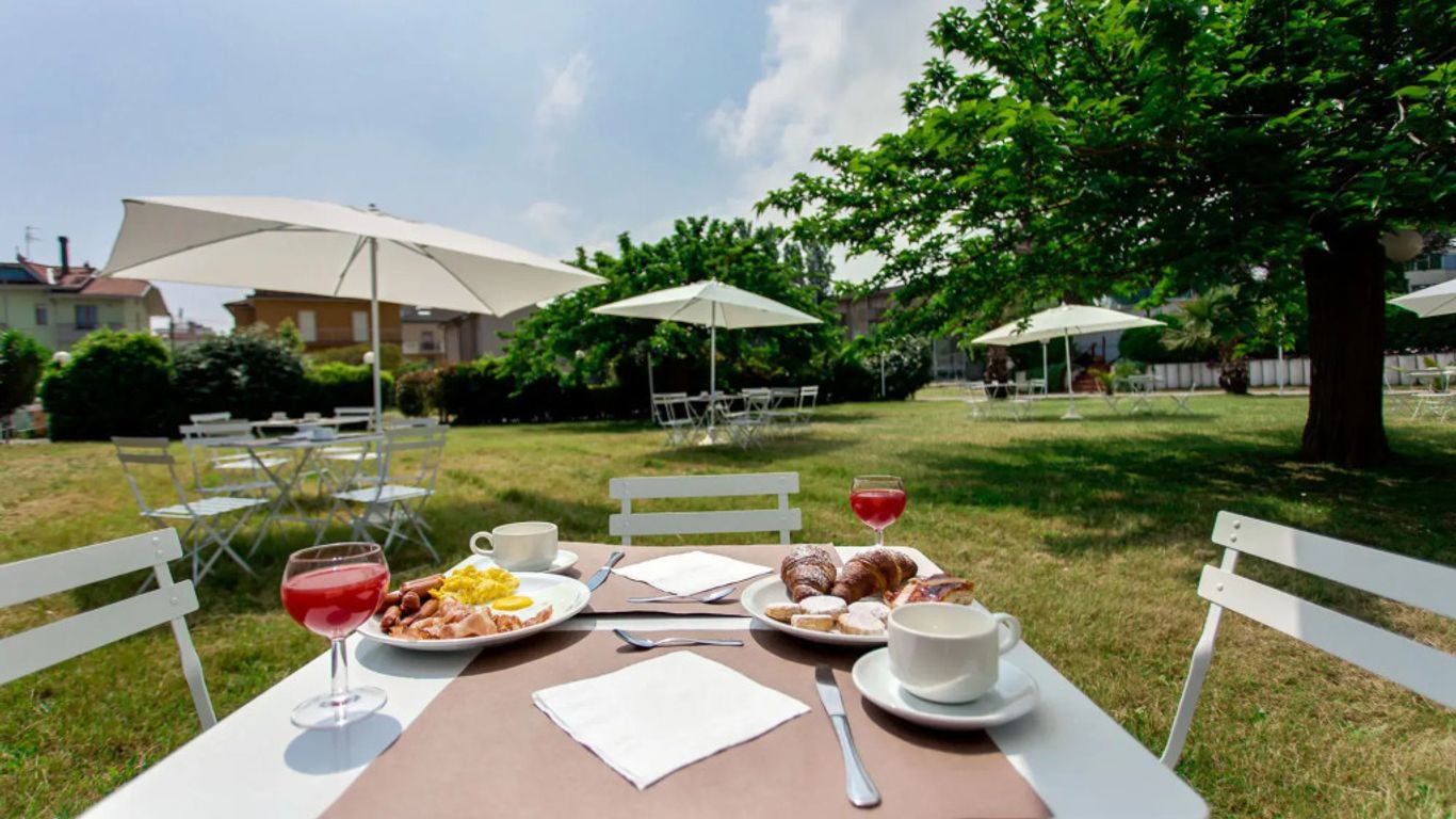 Punta Nord Village & Hotel