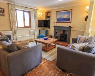 Puddle Duck Cottage - Ulverston - Living room