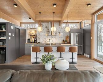 Chalet Berg-Haus by Tremblant Platinum - La Conception - Bar