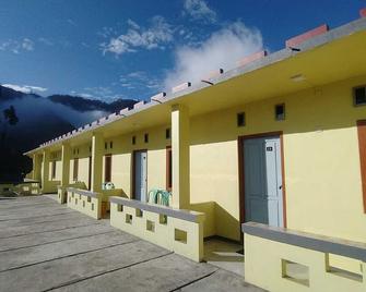 Tengger Indah Seruni Bromo - Sukapura - Building