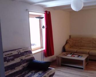 Apartment 6/8 Persons On Lelex Station (Monts Jura) - Mijoux - Salon