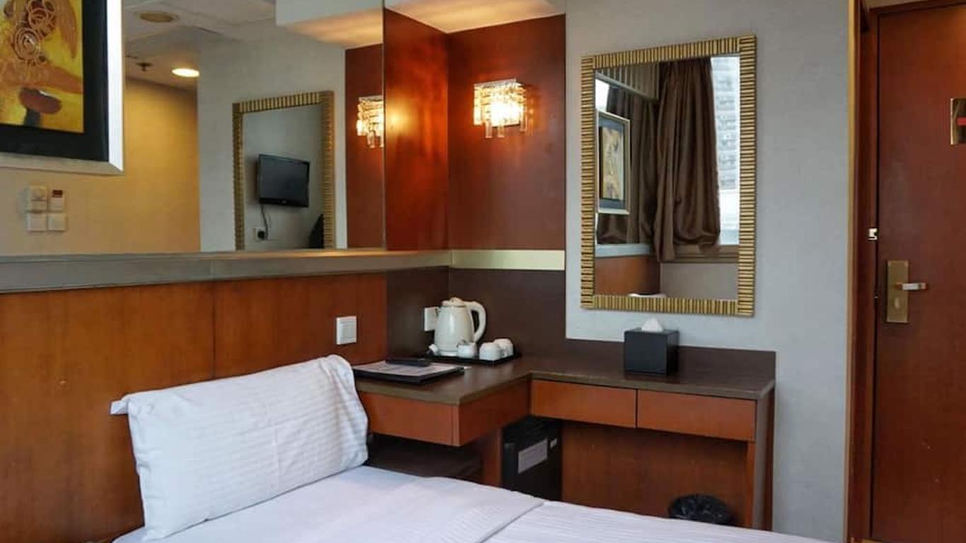 Oriental Lander Hotel