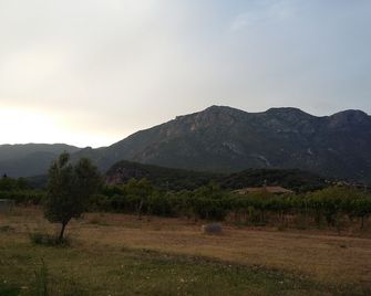 Agriturismo Sogno Latino - Iglesias - Vista del exterior