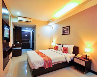 Daima Hotel Padang - Padang - Camera da letto