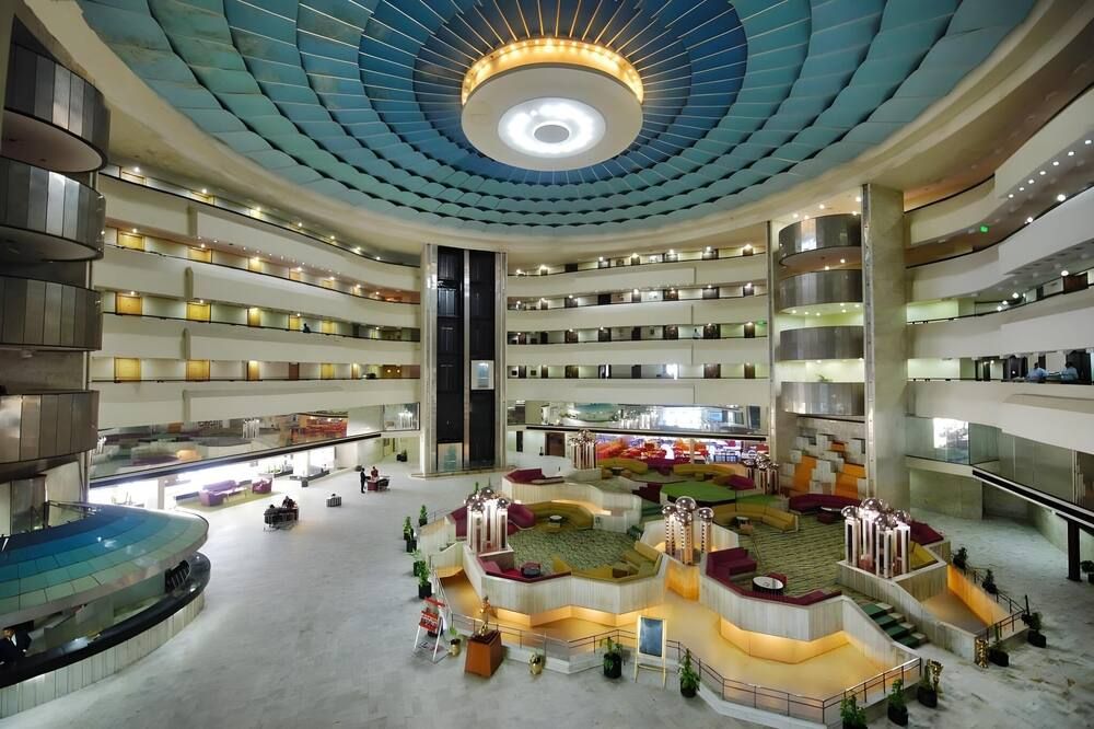 Centaur Hotel