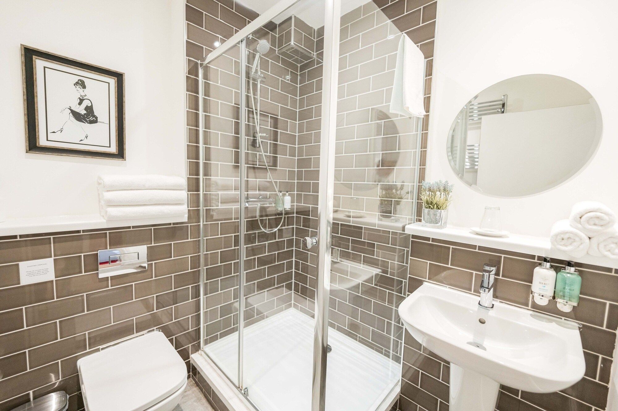 Edinburgh Castle Apartments And Suites - Единбург