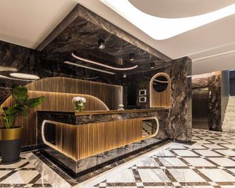 Ezkar Bathonea Art Istanbul - Arnavutköy - Recepción