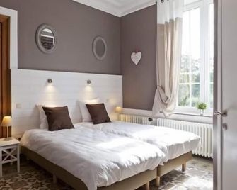Le Manoir De La Rulette 20 People, 9 Bedrooms - Tintigny - Schlafzimmer