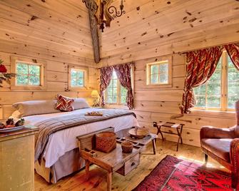 Lake Rabun Hotel - Lakemont - Bedroom