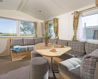 Tencreek Holiday Park - Looe - Huiskamer