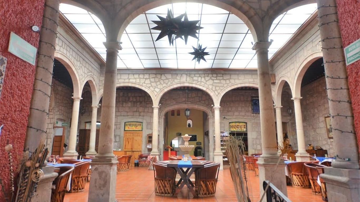 هاوارد جونسون كيل ريال موريليا