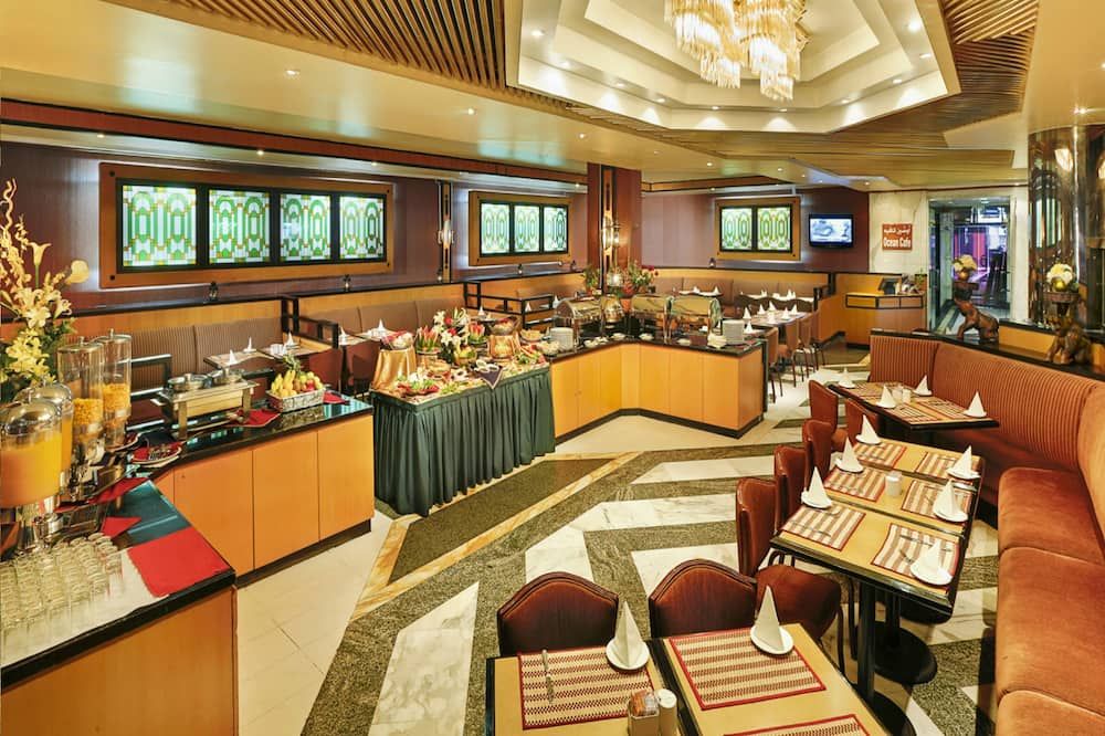 Admiral Plaza Hotel - Dubai - Buffet