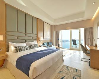 Royal Central Hotel The Palm - Dubai - Bedroom