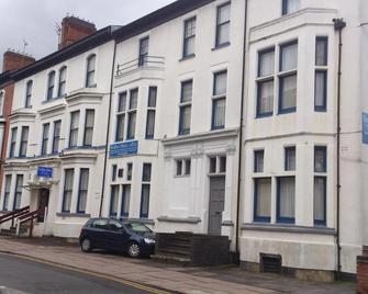Grafton House - Leicester - Building