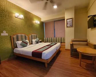 Hotel Sudesh Tower - Kolkata - Bedroom