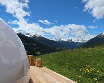 Naturedome Hof Camenisch - Davos - Outdoor view