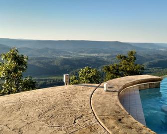 Cabin at the Ledge - Lookout Mountain - Pool