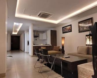 Goldcrest Luxury Apartments - Lahore - Living room