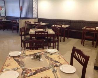 Iswarya Residency - Kottayam - Restaurante