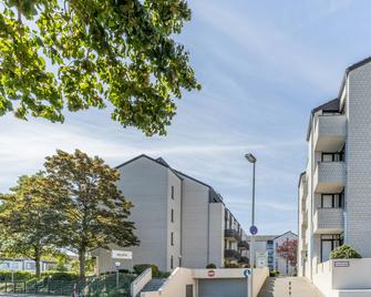 أكورا بون ليفينج ذا سيتي - بون - مبنى