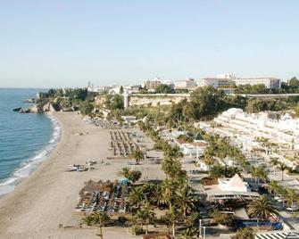 Hc Burriana Playa - Нерха - Пляж