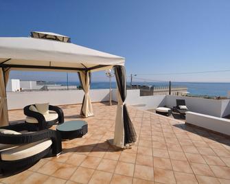 Hotel Villa Giovanna - Racale - Balcón