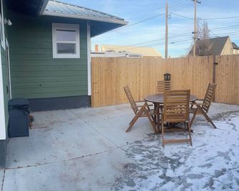 The Quilting House a charming craftsman home centrally located in Burley - Burley - Patio