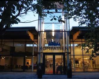 Kompassen - Enkoping - Gebouw